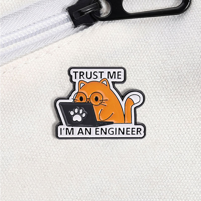 I'm An Engineer Quote Enamel P - Laptop Accessories Design 评论和价格